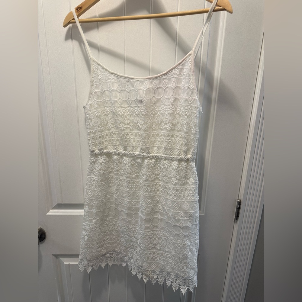 H&M White Lace Mini Dress – Spaghetti Straps | Elastic Waist | Lined| Size M